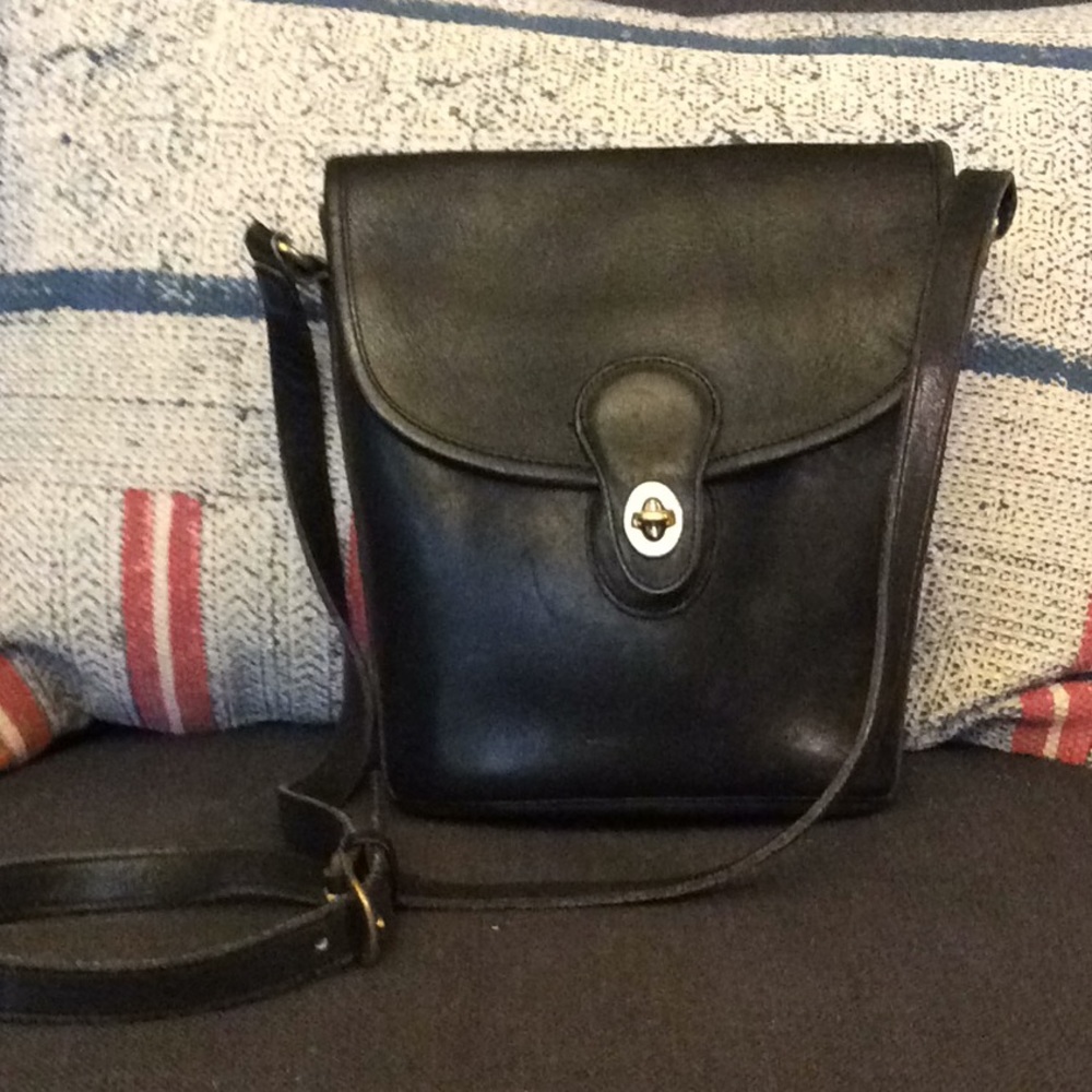 Vintage Coach Bradley Bucket Bag